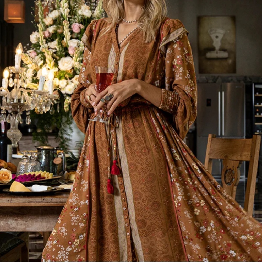 Tulle & Batiste Grace Maxi Dress Button Front Elastic Waist Terracotta Small - Picture 1 of 13